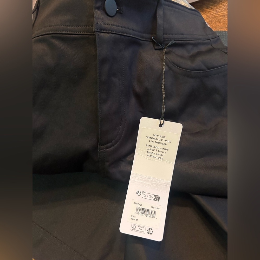 ALO Yoga Wanderlust Wide Leg Trouser Black Medium - NWT! - Picture 11 of 13